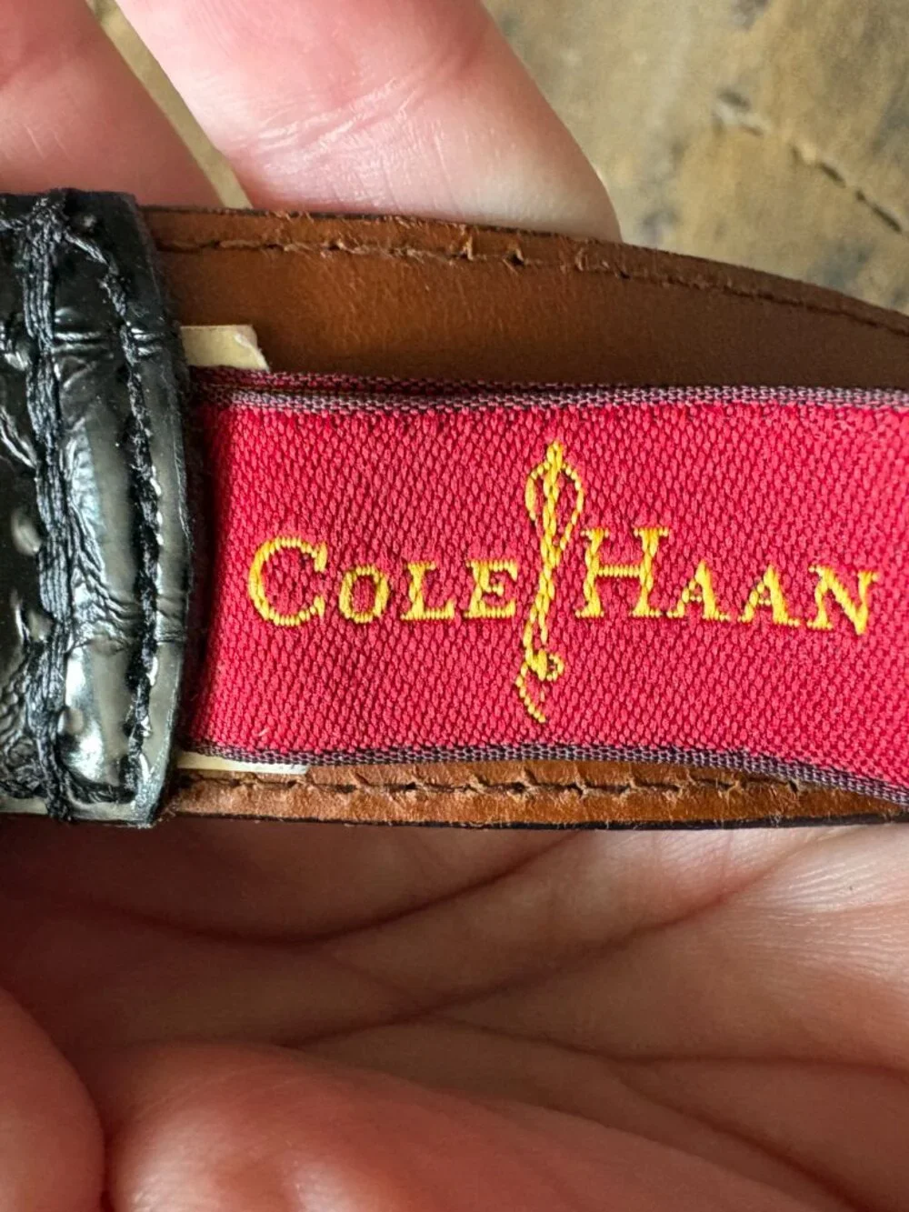 Cole Haan black embossed leather belt brass buckle 1.25 in. wide women's medium